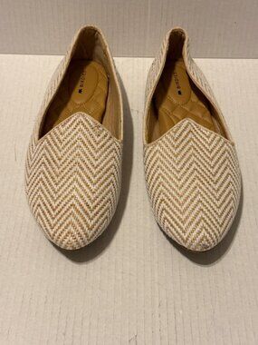 Birdies Chevron Slip-On Flats in White and Tan